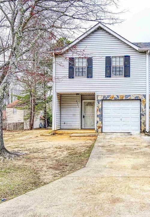 Pinetree Trl, South Fulton, GA 30349