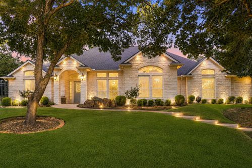 144 Saddle Brook Dr, Hudson Oaks, TX, 76087-7020 | Card Image
