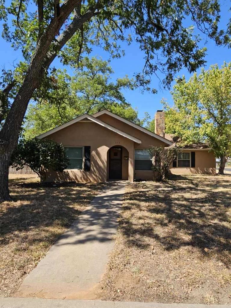 Burbank St, Fredericksburg, TX 78624