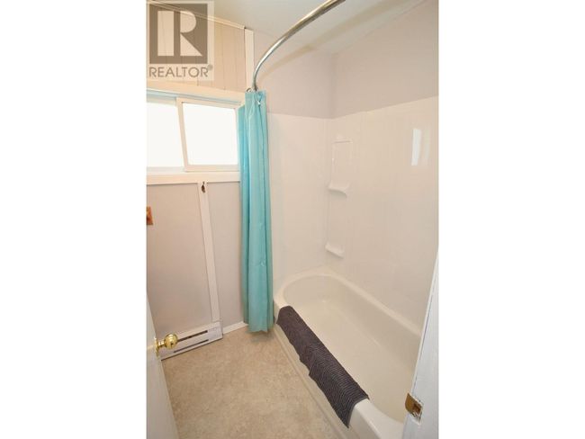 3970 Drive In Rd, House other with 2 bedrooms, 1 bathrooms and null parking in Houston BC | Image 21