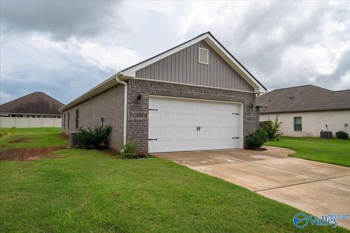 14872 Demarie Ln, Athens, AL, 35613-7682 | Card Image