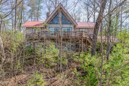461 Little Switzerland Private Dr, Bristol, TN, 37620-7975 | Card Image