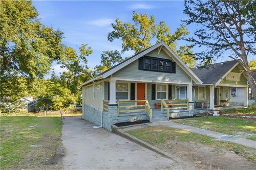 4223 Agnes Ave, Kansas City, MO, 64130-1411 | Card Image