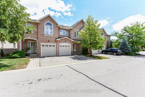 3-1551 Reeves Gate, Oakville, ON, L6M5C5 | Card Image