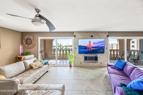 411-7940 E Camelback Rd, Scottsdale, AZ, 85251-2616 | Card Image