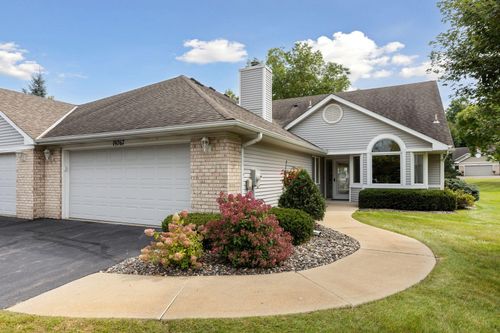 19767 Waterford Ct, Shorewood, MN, 55331-7028 | Card Image