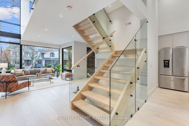 37 Kenilworth Ave, House other with 4 bedrooms, 6 bathrooms and 1 parking in Toronto ON | Image 30