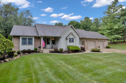 1426 Rillview Ct, Metamora, MI, 48455-8984 | Card Image