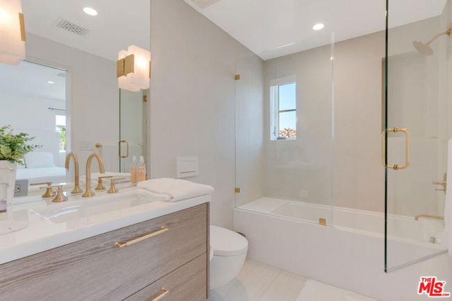 6721 Drexel Ave, House other with 4 bedrooms, 6 bathrooms and 2 parking in LOS ANGELES CA | Image 27