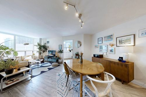 1212-25 Maitland St, Toronto, ON, M4Y2W1 | Card Image