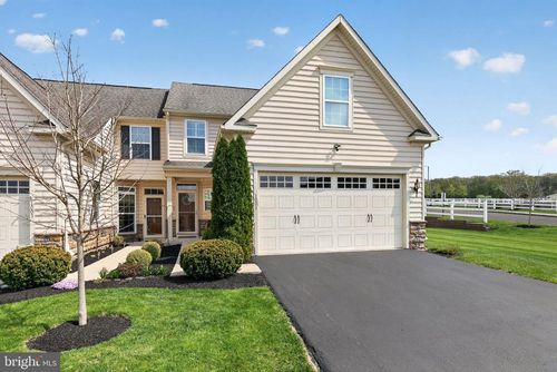 1001 Arbour Ln, QUAKERTOWN, PA, 18951-2858 | Card Image
