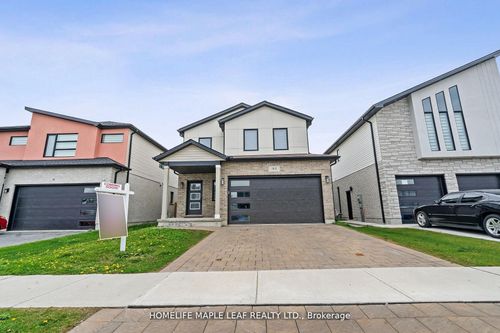 93 Middleton Ave, London, ON, N6L0G4 | Card Image