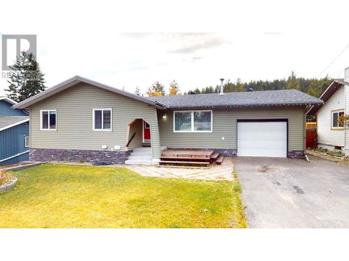 668 Natal Rd, Elkford, BC, V0B1H0 | Card Image