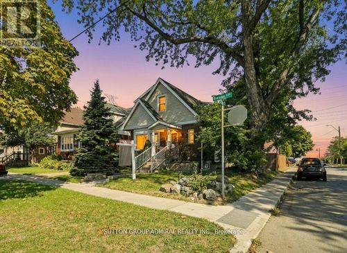 365 Beach Blvd, Hamilton, ON, L8H6W6 | Card Image