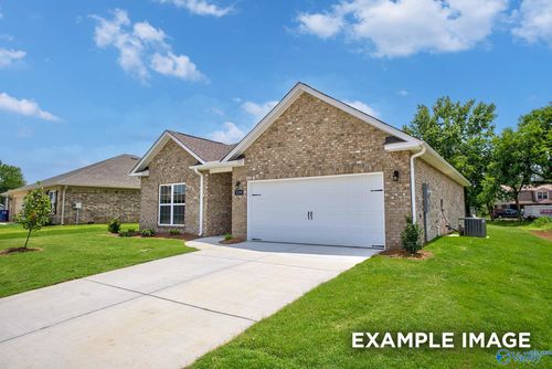 153 Ivy Vine Dr, Toney, AL, 35773-4502 | Card Image