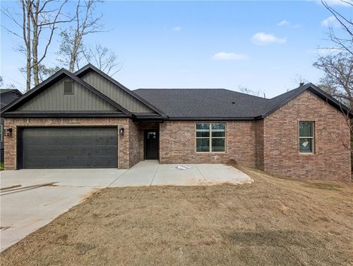 92 Ayr Dr, Bella Vista, AR, 72715-3605 | Card Image