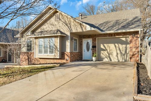 420 E 13th Ave, Augusta, KS, 67010-1858 | Card Image