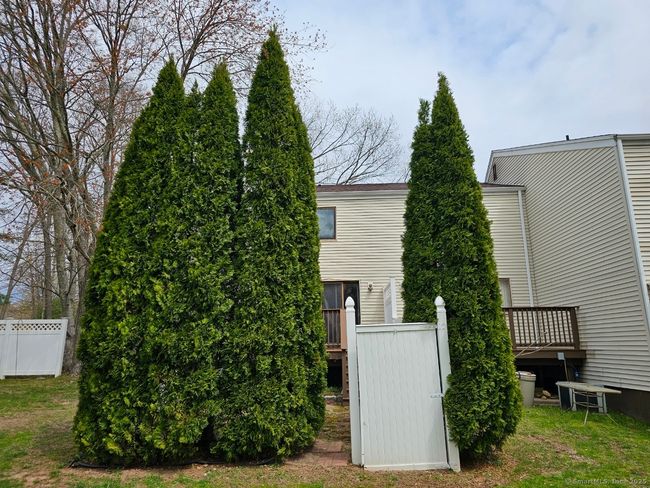 42 - 42 Spice Hill Dr, Condo with 2 bedrooms, 3 bathrooms and 2 parking in Wallingford CT | Image 20