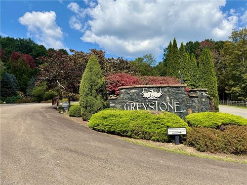 240 Olde Stone Rdg, Crumpler, NC, 28617-9799 | Card Image