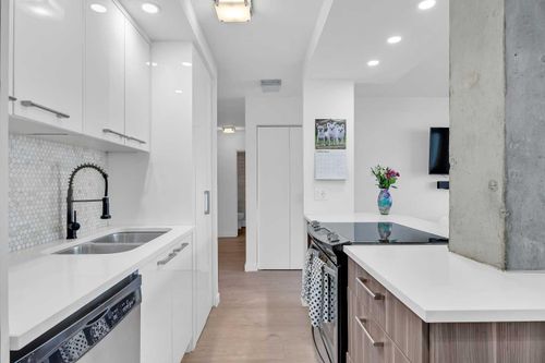 701-1111 15 Ave Sw, Calgary, AB, T2R0S8 | Card Image