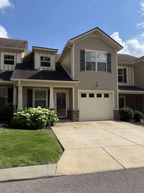 1045 Neeleys Bnd, Spring Hill, TN, 37174-2970 | Card Image