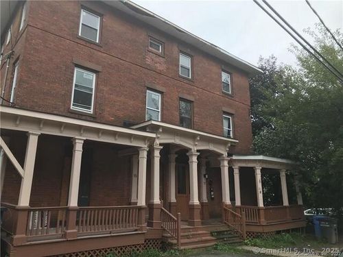 15 Townley St, Hartford, CT, 06105-1807 | Card Image
