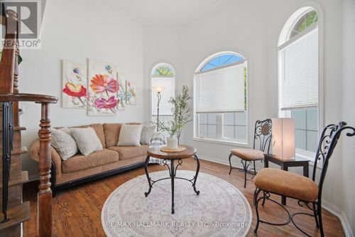 641 Marley Cres, Milton, ON, L9T5V2 | Card Image