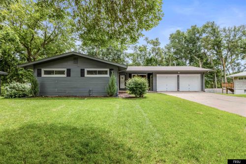 2815 S 102nd St, Omaha, NE, 68124-2636 | Card Image