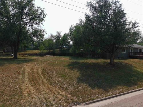 321 Pacific Ave, hot springs, SD, 57747-1452 | Card Image