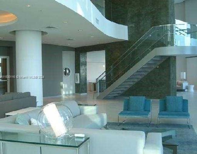 APT-3606 - 1900 N Bayshore Dr, Condo with 1 bedrooms, 1 bathrooms and null parking in Miami FL | Image 4