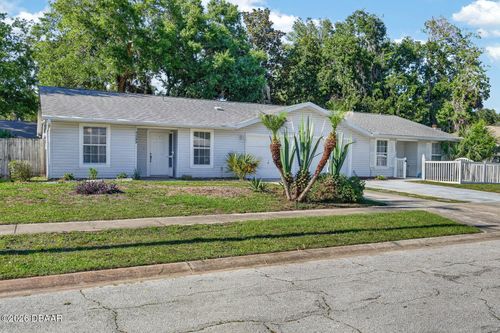 1133 Squirrel Nest Ln, Port Orange, FL, 32129-9602 | Card Image