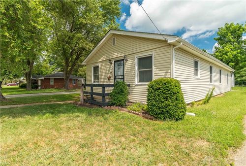 309 N Spring St, New Paris, OH, 45347-1119 | Card Image