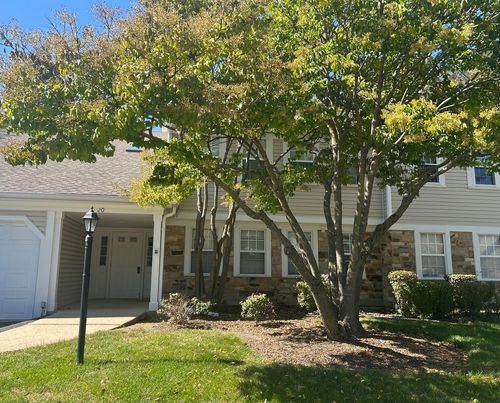 w1-20 Ashburn Ct, Schaumburg, IL, 60193-5759 | Card Image