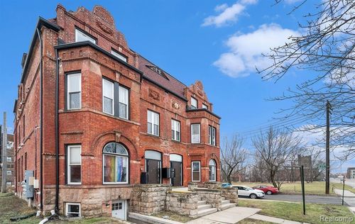 b3-3143 Trumbull St, Detroit, MI, 48216-1276 | Card Image