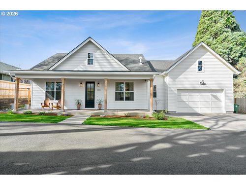 1305 Uff Da St, Silverton, OR, 97381-2044 | Card Image