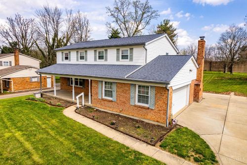 9800 Delray Dr, Montgomery, OH, 45242-6309 | Card Image