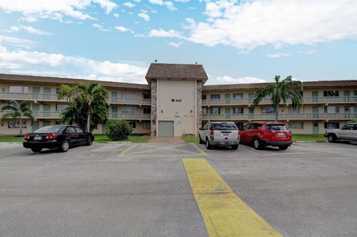 314-400 Village Green Cir W, Palm Springs, FL, 33461-6518 | Card Image