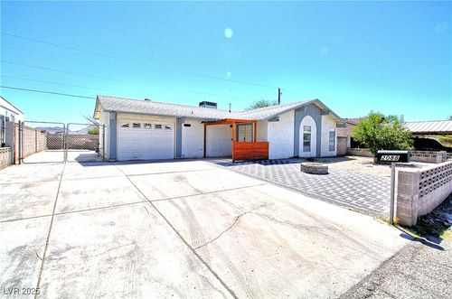 2088 Wondra Dr, Las Vegas, NV, 89115-5453 | Card Image