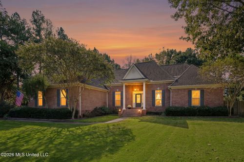 3838 Roman Forest Dr, Southaven, MS, 38672-6704 | Card Image