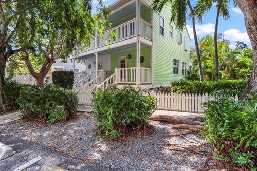 14 Kingfisher Ln, Key West, FL, 33040-4376 | Card Image