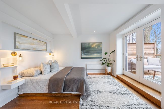 121 Pine Glen Rd, House other with 4 bedrooms, 3 bathrooms and 1 parking in Toronto ON | Image 22