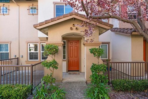 113 Carmel St, San Pablo, CA, 94806-5055 | Card Image