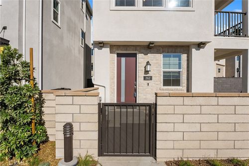262 Heartland Way, Rancho Mission Viejo, CA, 92694-1717 | Card Image