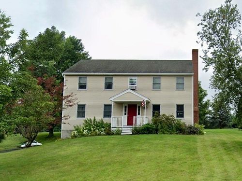 111 General Hobbs Rd, Jefferson, MA, 01522-1562 | Card Image