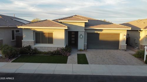 2852 E Robin Ln, Phoenix, AZ, 85050-8281 | Card Image
