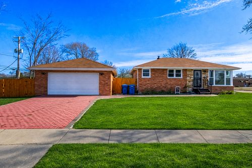 401 W 14th Pl, Chicago Heights, IL, 60411-3194 | Card Image