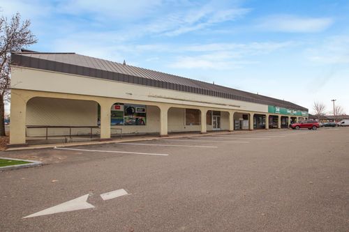 2006 Veterans Dr, Saint Cloud, MN, 56303 | Card Image