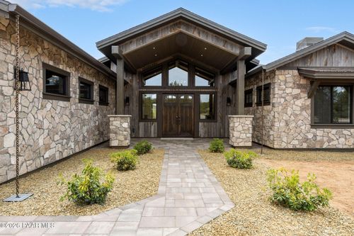 5745 W Maddie Ln, Prescott, AZ, 86305-5874 | Card Image