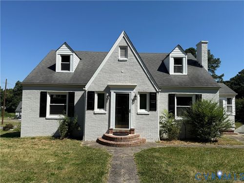 110 Nelson St, Crewe, VA, 23930-1722 | Card Image