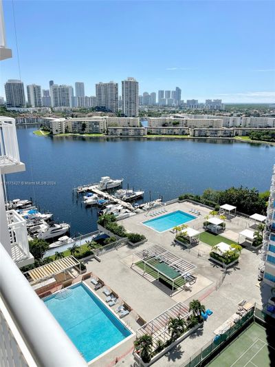 1701 - 18061 Biscayne Blvd, Condo with 2 bedrooms, 2 bathrooms and null parking in Aventura FL | Image 1